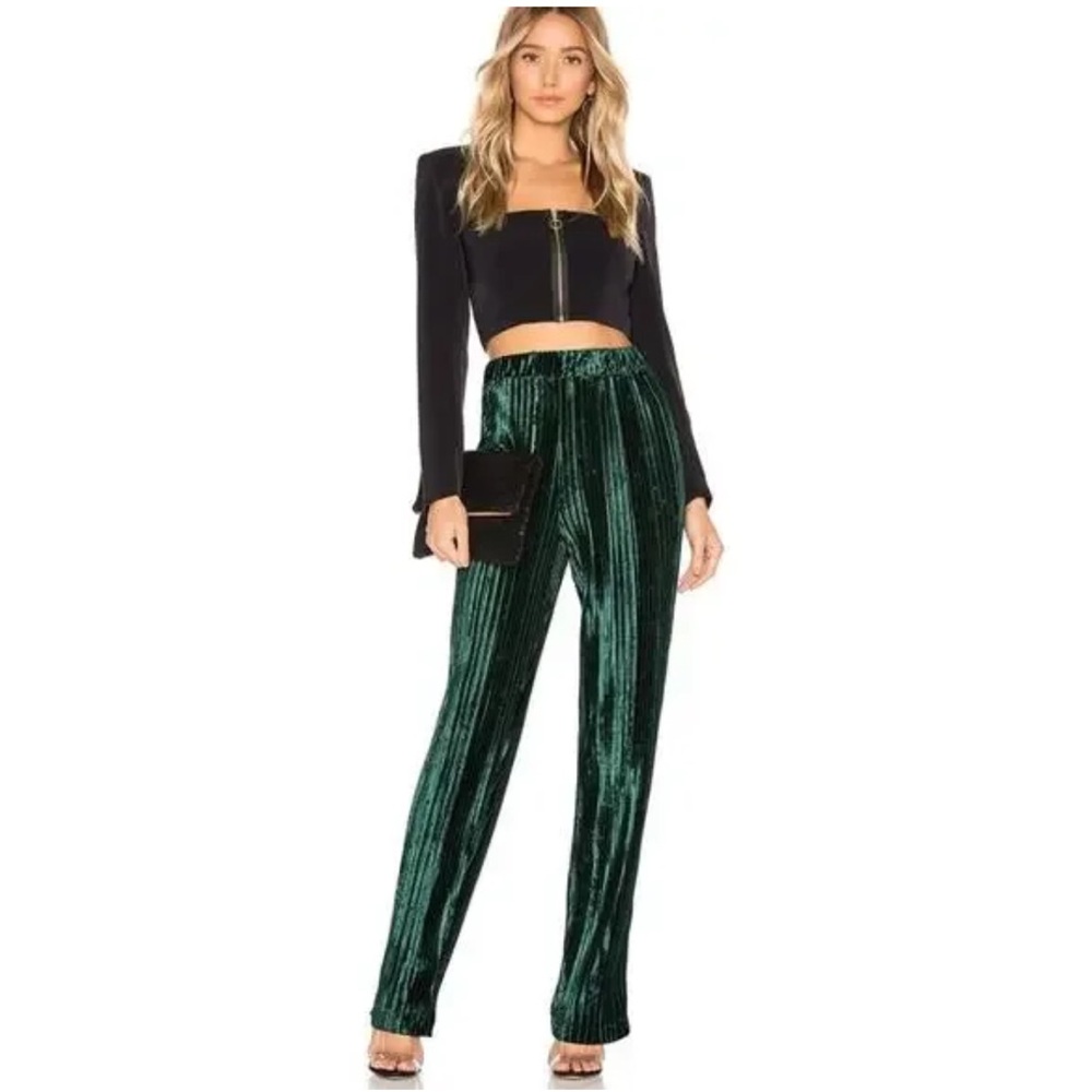 NBD Alena jewel green velvet pleated high waisted wide leg pants - Picture 3 of 11